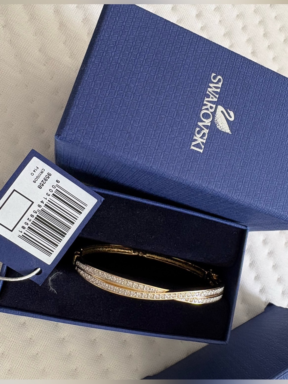 NWT Swarovski Gold Crystal Pavé Twist Bangle Bracelet